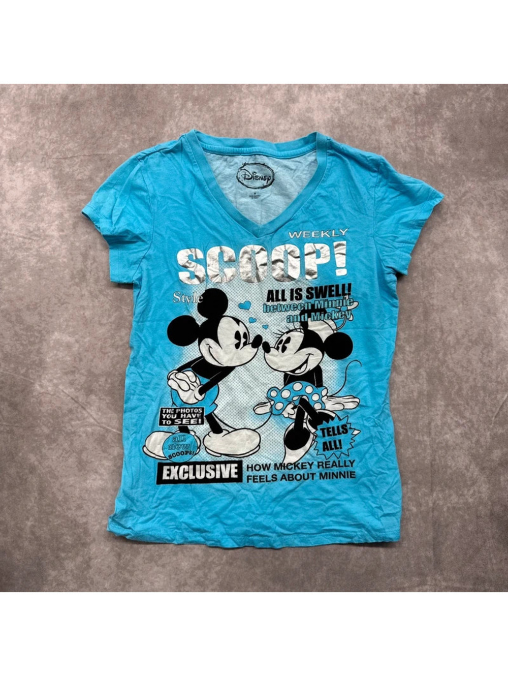Vintage Disney Mickey Minnie Weekly Scoop Graphic V Neck T Shirt Blue M